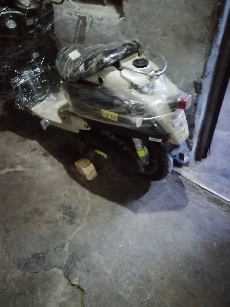 السلام عليكم هاي الدراجه للبيع رايتها 200 وبيها مجال وراح احط لكم رقمي بفد واتساب  دراجه كلش حلوه راح احط لكم رقمي بيها فدوى واتساب 200 وبيها مجال ***********
