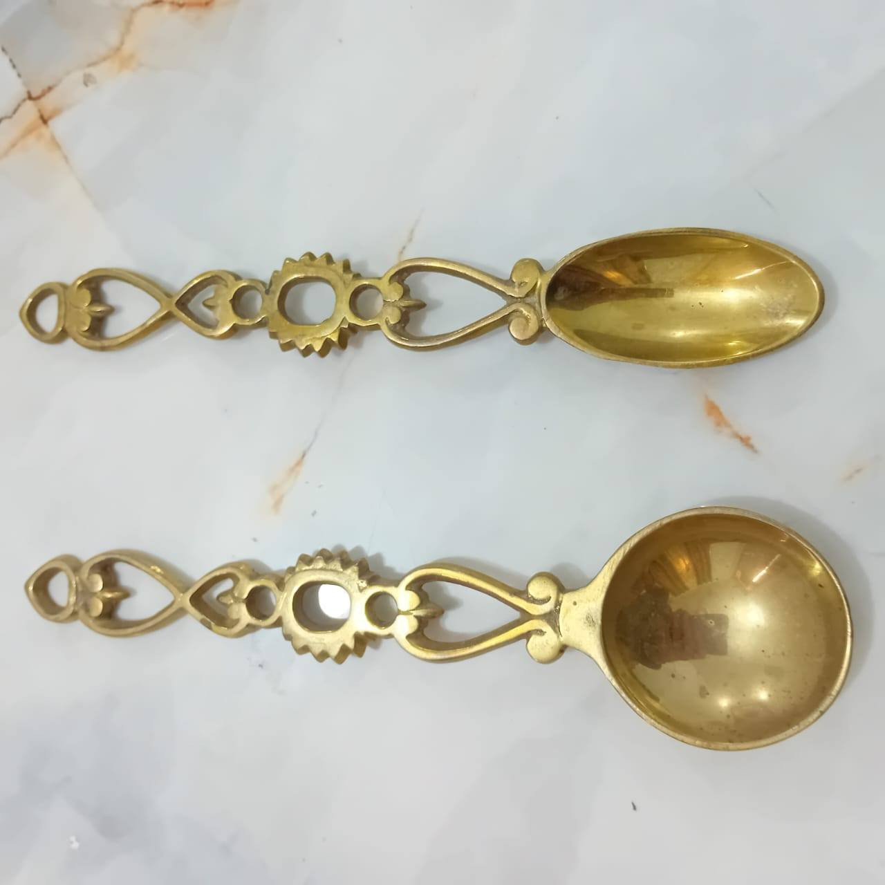 لبيع
***********
