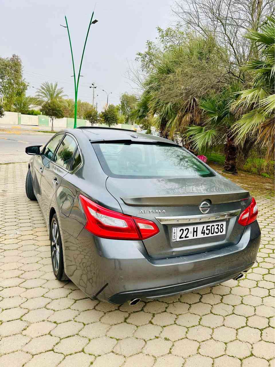 التيما موديل2017
100 ميل الف ماشيه
مواصفات SL فول فول
بيه جاملغ بونيد
3 مكانات بارد بي
كير ومحرك شرط
مكانه كركوك
سعر123 وبيه مجال 
*********** كركوك, العراق
