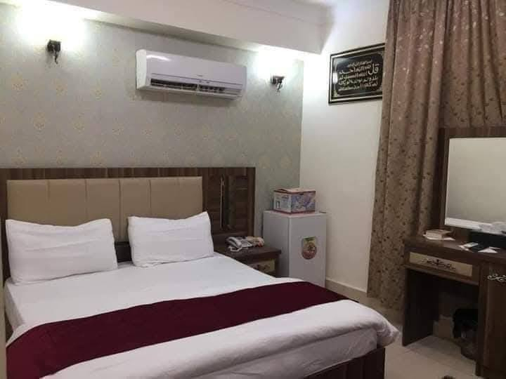 تعلـــــن
  🙏 حملة عبدالله الرضيع 🙏
البرنامج الأول  
 رحلتها يوم الأربعاء بمناسبة استشهاد الامام الزياره الرجبيه 27 رجب    المصادف 2026/1/14

       ✨برنامج الرحلة  ✨
1️⃣اليوم الأول 
🏴زيارة الامام الكاظم (ع)_اولاد مسلم   المبيت في كربلاء
2️⃣اليوم الثاني 
🏴  المبيت في كربلاء أيضا 
3️⃣اليوم الثالث 
🏴 النجف الاشرف  الزياره الرجبيه 27 رجب المقبره مع العوده

        🙏🙏🙏سعـر النفر   (  20  الــف)🙏🙏🙏

البرنامج الثاني
سعر النفر    ( 15 الف )
الانطلاق إلى النجف لزياره الرجبيه يوم 26  رجب  الساعه 9 ليلا والعوده بعد صلاة الظهر

🚎🚎🚎باصات حديثه ومكيفه 🚎🚎🚎

العنوان/النـــــاصرية حي العسكري قرب جامعة العين 
او جسر نبي الله ابراهيم

***********   📞📞
***********.  📞📞
المتعهد/عباس الزبيدي ناصرية, ذي قار
