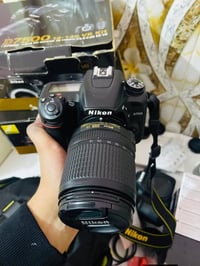 نيكون 7500 • بصرة • كارتون وملحقات