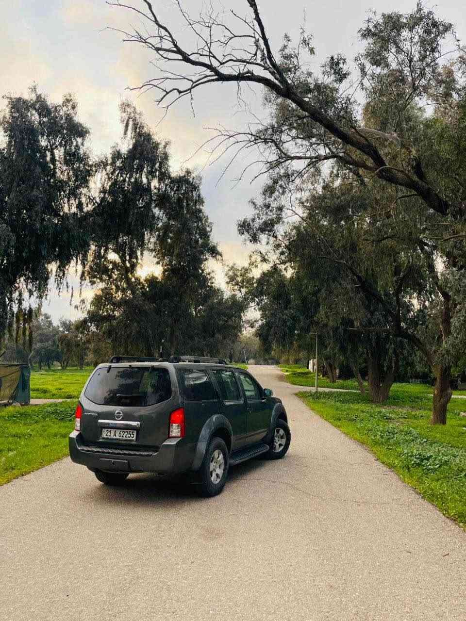 للبيع نيسان باثفايندر موديل 2006 
دفع رباعي 4x4 
سقف سلايت 
سبع مقاعد 
تحكم استيرن وتحديد سرعة 
شاشة وكامرة و مضخم صوت 
طخم تايرات جديد 
بطارية جديد 
كير و محرك بشرط 
رقم وسنوية جديد سليمانية دولي 
بيها ٦ قطع صبغ ابيعها حزام 
شرط سقف و بونيد و شاصي بدون صبغ وتعديل
سيارة بسمي بشرط تحويل و وكالة 
سبير بلادي ما نازل 
كهربائيات كلها بشرط 
بيها بطاقة بنزين كركوك 
مكان سيارة كركوك 
رقم موبايل ***********

(( سعر 85 ومجال )) كركوك, العراق
