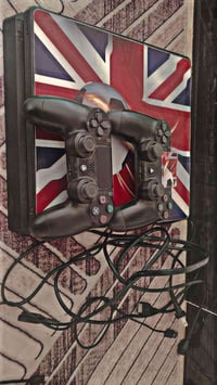 شباب بلي فور سلم مهكر واحد تيره السعر 300 وبي مجال مجال الشراي يتصل 07...