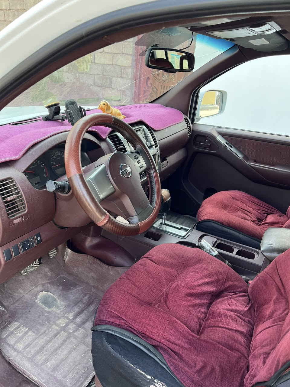 السلام عليكم نيسان نيفاره موديل ٢٠٠٩ سياره حلوه جاهزه من كلشي وضع بلاد اوتوماتيك رقم بغداد الدولي بسمنه السياره تحويل مباشر بيه شبر صبغ جاملوغ الامامي بيه بارد مكان واحد الباقي كفاله محرك ما مفتوح ماشيه ٢٠٠ الف حقيقي مكان ديالى بعقوبه للاستفسار ‭٠٧٧١ ٠٢٢ ٢٤٤٣‬
