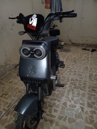 للبيع ماطور شحن 5 باتري نضافه فول  ولا شخطه  ما بي غراضو كامله مرايات ...