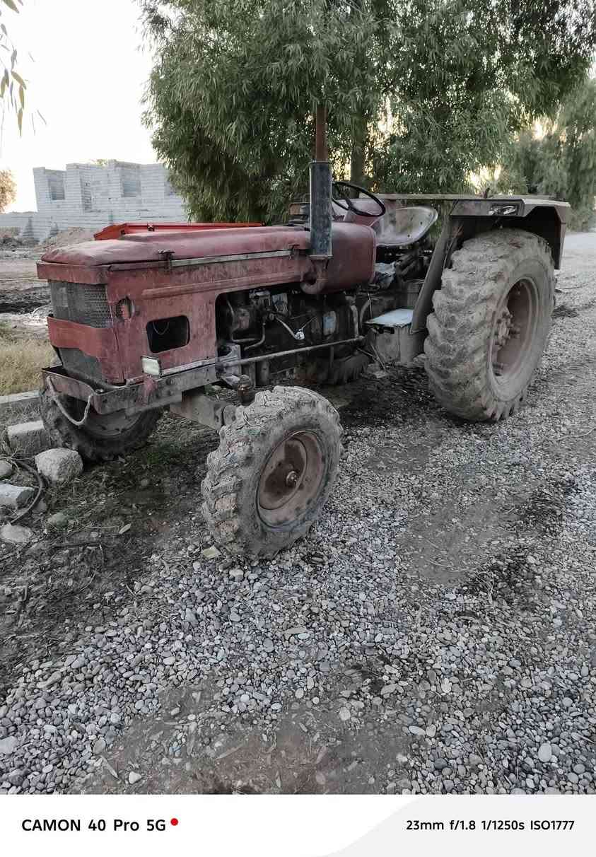 السلام عليكم للبيع جرار تركتر عنتر جاهز لشغل شرط نكره سلف بدون رقم  عنتر ٧٠  هوا وملحقاتة مكاني موصل ناحية حمام العليل ***********
