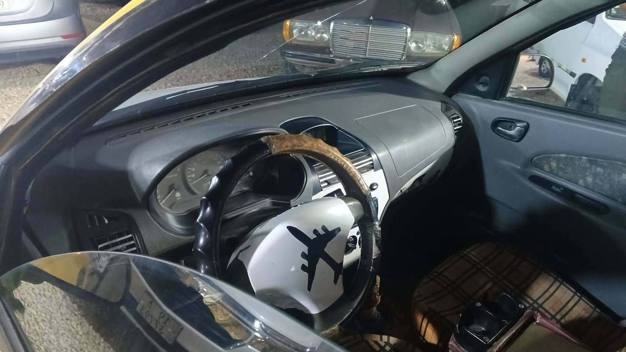 سلام عليكم سياره طيبه موديل16 مكفوله من حداديه وكهربايات  وكبر ومكينه جديده سياره بيها قطعه مضروبه جاملق خلفي جهته السائق خير من الله  مكان السياره كربلاء المقدسة حسينيه الوند واني مكلف بل نشر  سعرها 33 وبيها مجال الطيبين وراعيها مستعجل على البيع هسه وقرامات مصفر ورقم ***********
