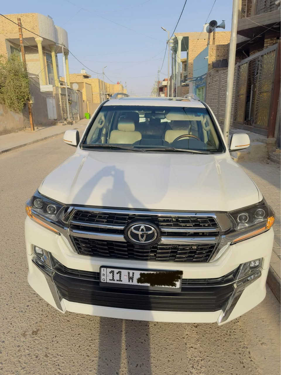 لانكدروز gxr 2014 بريم محدث 21 
رقم بغداد 
باسمي تحويل ثاني يوم 
هزه جديده 
مكفول الشاصي والكص 
تحديثه داخل وخارج 2021 
العنوان ديوانية
الرقم *********** ديوانية, القادسية
