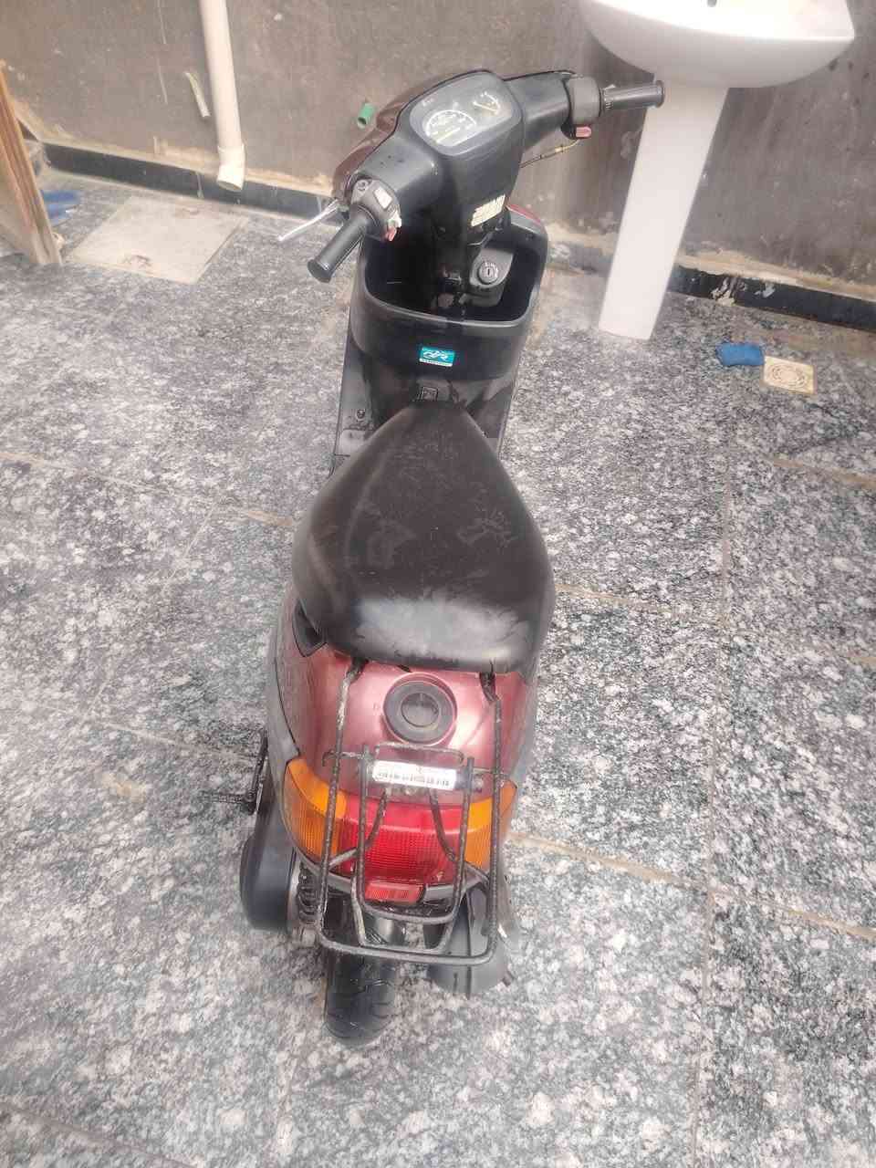 بتره ما مفتوحه
دراجه بلاد دبلات اشاير تشتغل 
صار  7 أشهر حاويه
تفحصه بيدك
سعره 500 وبيه مجال
 الرقم ***********
مكاني ناصريه مركز
