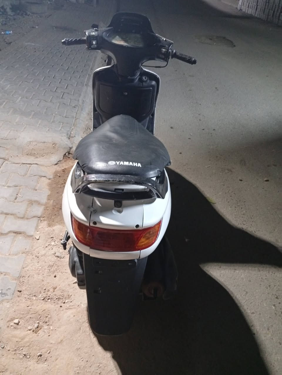 السلام عليكم دراجه للبيع دراجه نظيفه فراشه ما مفتوحه بس ولفات فقط دراجه نظيفه كهربائيه شغاله نقره سلف السعر 300 وبيها مجال شيء قليل مكانها ديوانيه شراي بخير ويدلل خاص ما موجود وهذا رقمي ((***********
