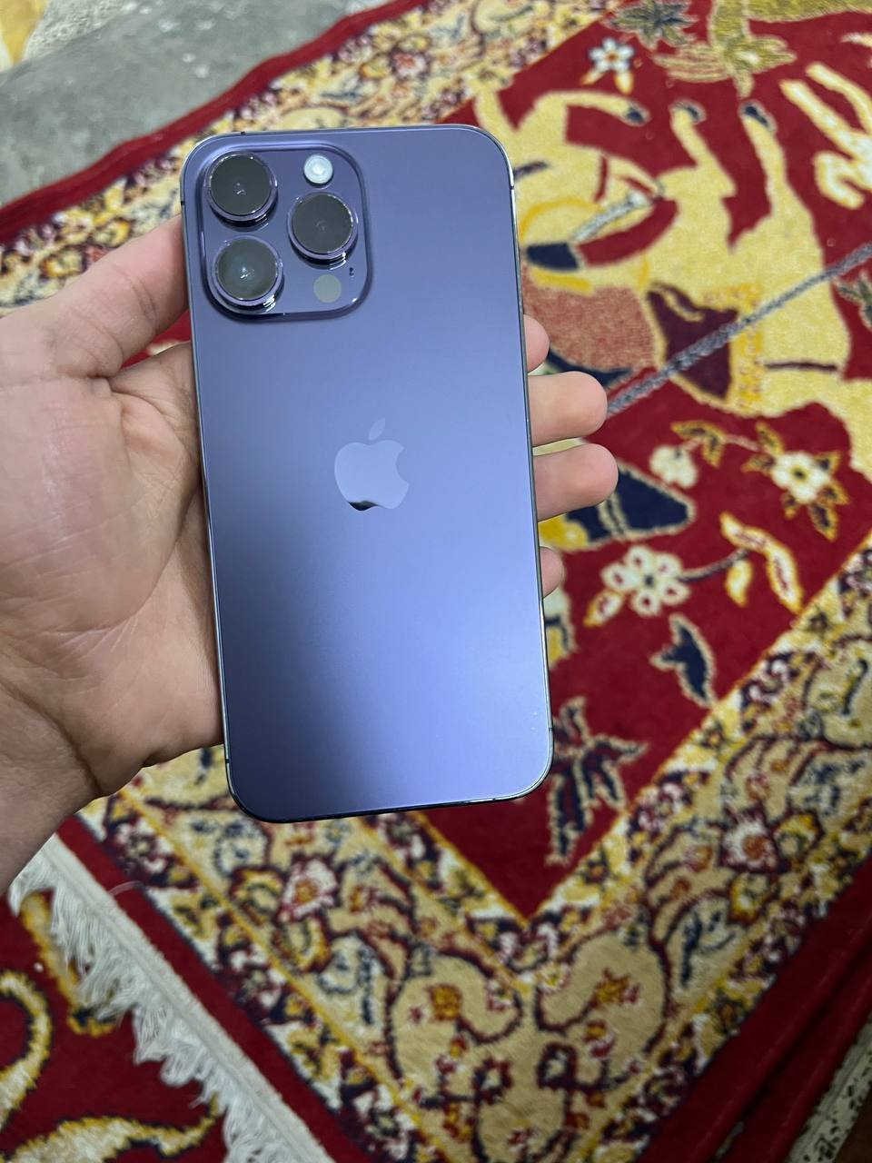 ايفون 14 برو ماكس شرق اوسط مفتوح تخطي سمكارت ميشتغل يعني والباقي كلة شغال  مبدل شاشة فيس ايدي شغال بطارية 88بلادية جهاز نضيف حيل شخط مابي ذاكرة256 مكاني ببغداد حي اور رقمي *********** سعرة خاص   جهاز نضيف ما مستعمل هواي
