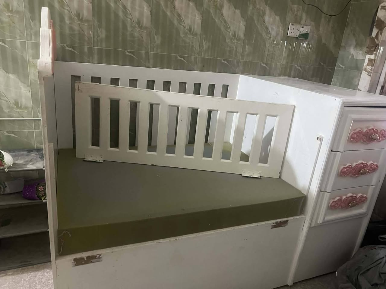 جربايه طفل نجاره للبيع
100 وبيها مجال


**إذا كنت صاحب هذا الإعلان وتريد حذفه لأي سبب، رجاءا أرسل رسالة إلى الدعم الفني**