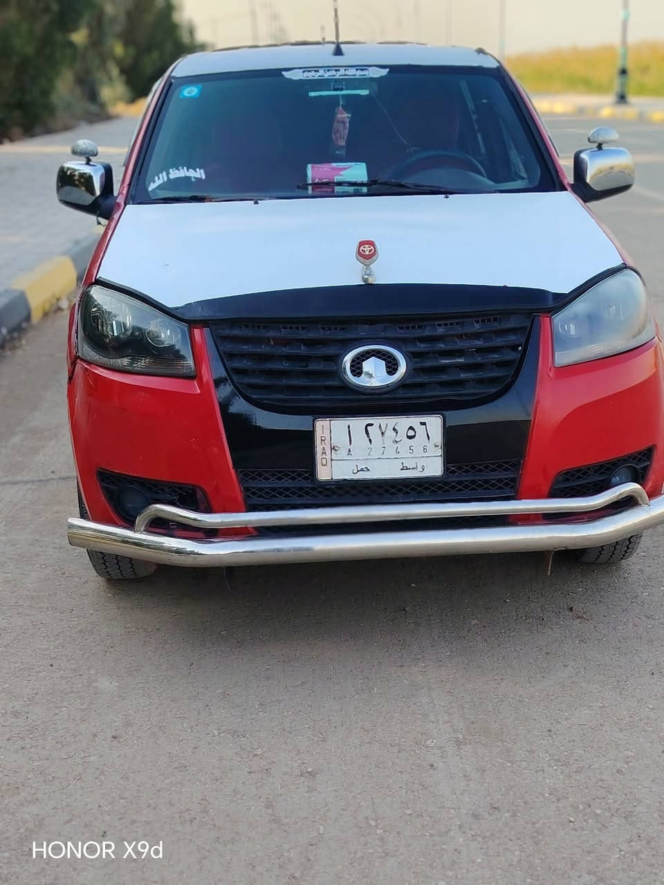 سلام عليكم للبيع بيكم كريت ويل موديل 2013 رقم واسط سنويه لل 29 تحويل مباشر 
 كير محرك مكفول لا تبخير ولا تنقيص
تخم تاير جديد صدر جديد
دوشمه جديده
تبريد ثلج
كهربائيات كله شغلاه سنتر لوك شغال كيجات كله شغاله
مكان واسط صويره
***********
