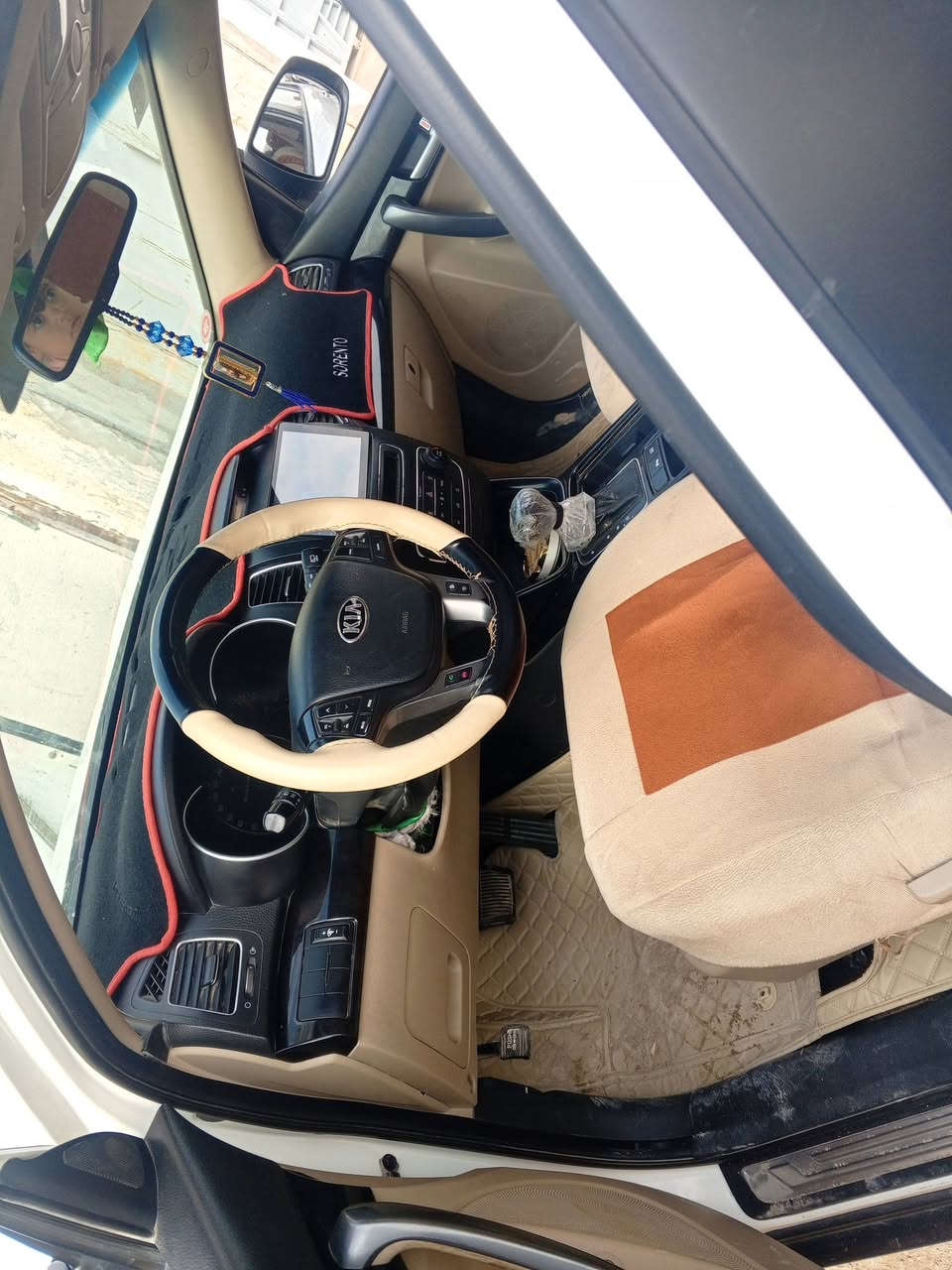 سورنتو 15
سته سلندر خليجي
7 راكب
رقم انكليزي جديد بصرة
بدون ضربه
شاشه
كامره خلفيه
حساسات امامي وخلفي
كفاله كير وكشر بدون ضربه صبغ قليل بالسونار مبين
مكينه مفتوح
السعر 165

مكاني البصره/الرميلة
‏‪***********‬‏
