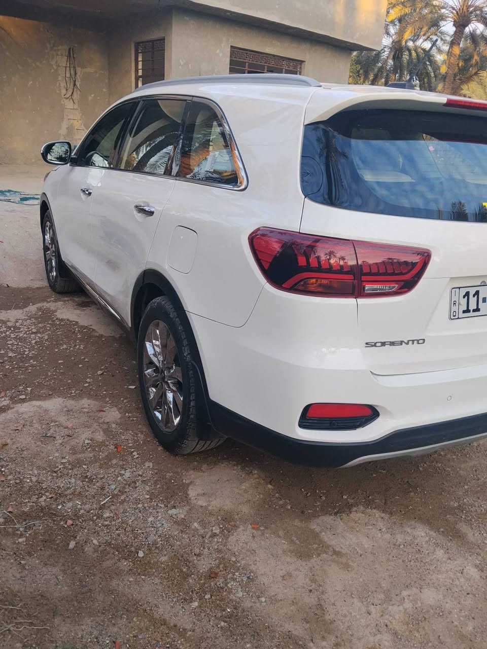 @إشارة السلام عليكم
سورنتو وارد خليجي للبيع موديل 2019 رقم بغداد انكليزي 
تشغيل بصمه 
مكينه 6سلندر 
حساسات خلفي امامي
بوب بصمه 
بردات ابلادي
3قطع تبريد 
7راكب كراسي كهرباء
شاشه أصليه ابلادي 
كشنات جلد 
بونيد ودعاميه اماميه شرط بدون داخل جاملغ الخلفي بي صبغ بسيط سياره جديده ماشيه 59الف السعر 250$ وبيها مجال  بسيط
 العنوان بغداد الراشديه الشراي يتصل *********** /***********
