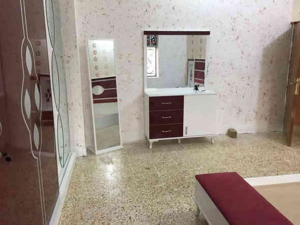 السلام عليكم غرفة تركي مستخدمة قليل غرفة حلوة و نضيفة مكاني حله وردية خارج سعر 600 غرفة سلايت للستفسار *********** خاص مفتوح
