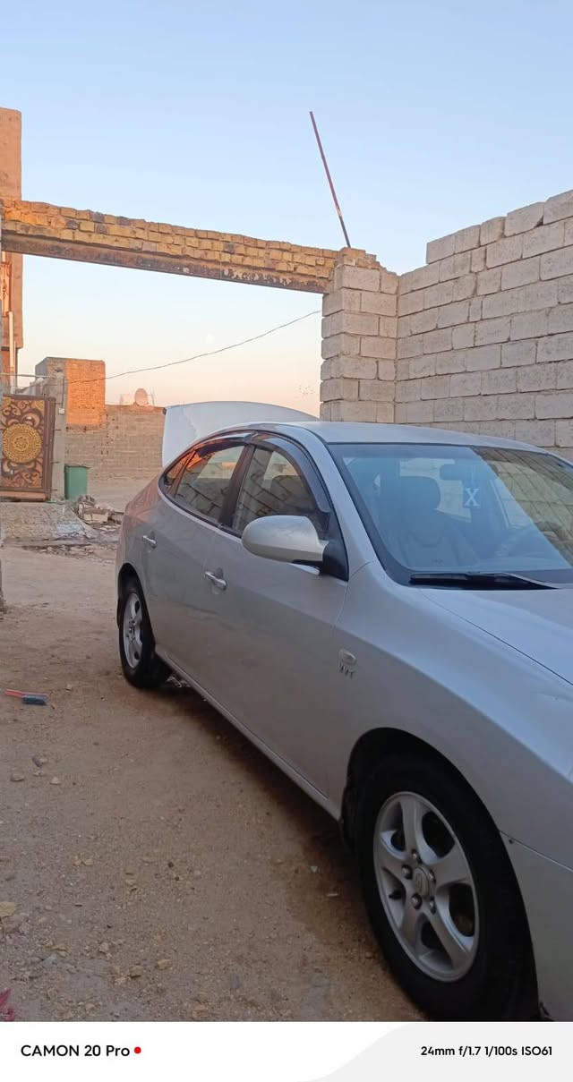 السلام عليكم 

افانتي مقدس وارد خليجي  موديل 2009 كير وحداديه ومحرك كفاله محرك 1600 دكشن عالي تبريد ثلج ادامه كامله بيها 3, قطع تبديل بدون دواخل جاملق بنيد أو باب خلف السائق 
رقم الهاتف ***********  العنوان النجف الاشرف الخاص مفتوح للاستفسار السعر (93) وبيها مجال
