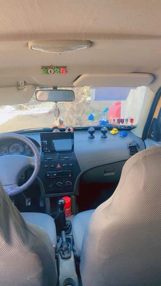 السلام عليكم طيبه للبيع موديل 15سياره نضيفه كل نقص مابيها جديده معنى الكلمه الشراي يتصل غير متواجد عل فيس *********** السعر 45
