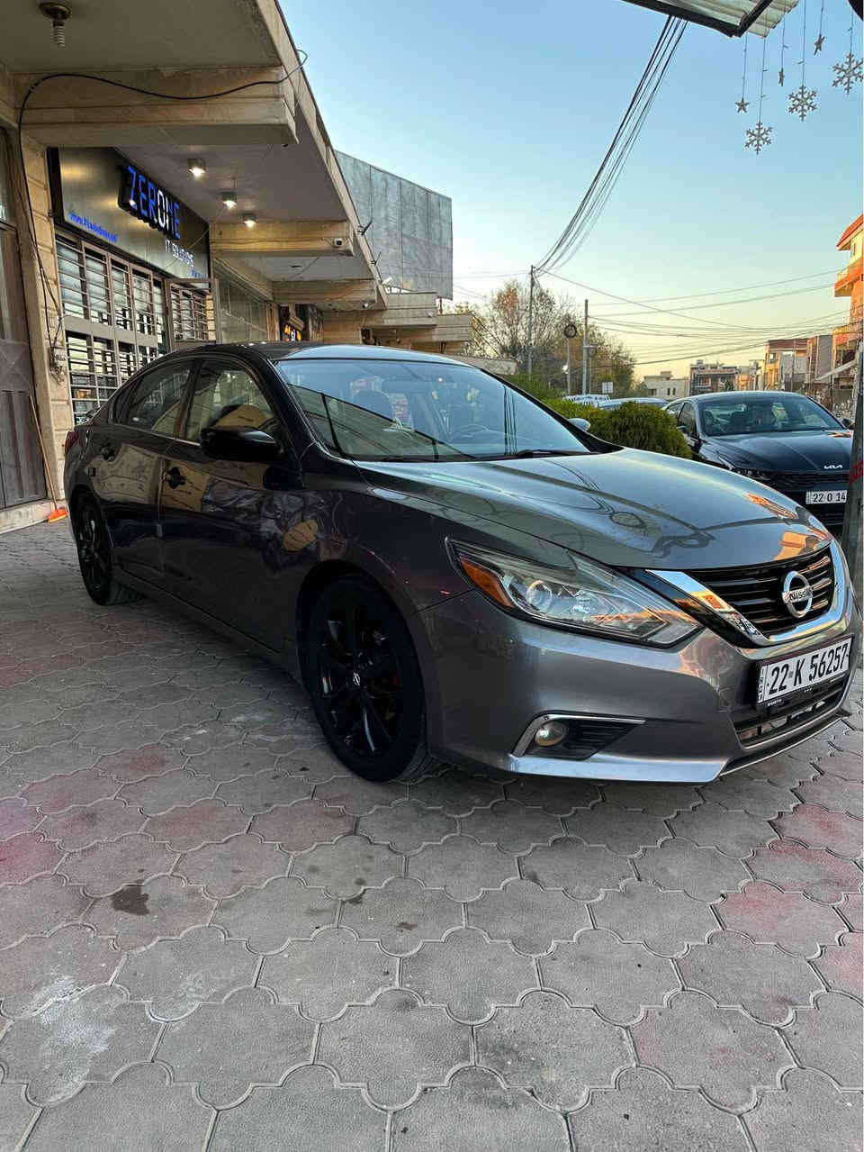 التيما 2018 SR
شفتات استيرن 
شغال عن بعد 
بلاجكتر 
كشن حار بارد +كهرباء+ جلد 
ويل 17
شاشة تحكم سكان 
اكروز سرعة
3 قطع صبغ 
2 تبديل شركه
مكان السياره اربيل عينكاوه
***********
*********** أربيل, العراق
