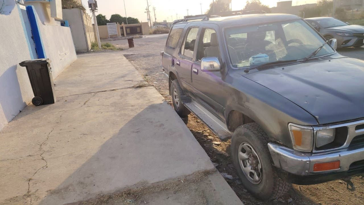 للبيع بسعر مناسب
تيوتا  سورف موديل ٢٠٠٠
محرك VVT كير محرك شرط
تخم تاير باتري جديد حداديه جديدة
رقم ديالئ دولي لل٣١
شرط التحويل السعر اتصل علئ صاحب
السياره هوه يجاوب اني مكلف بالنشر
***********
مكان السياره صلاح الدين قضاء بلد
