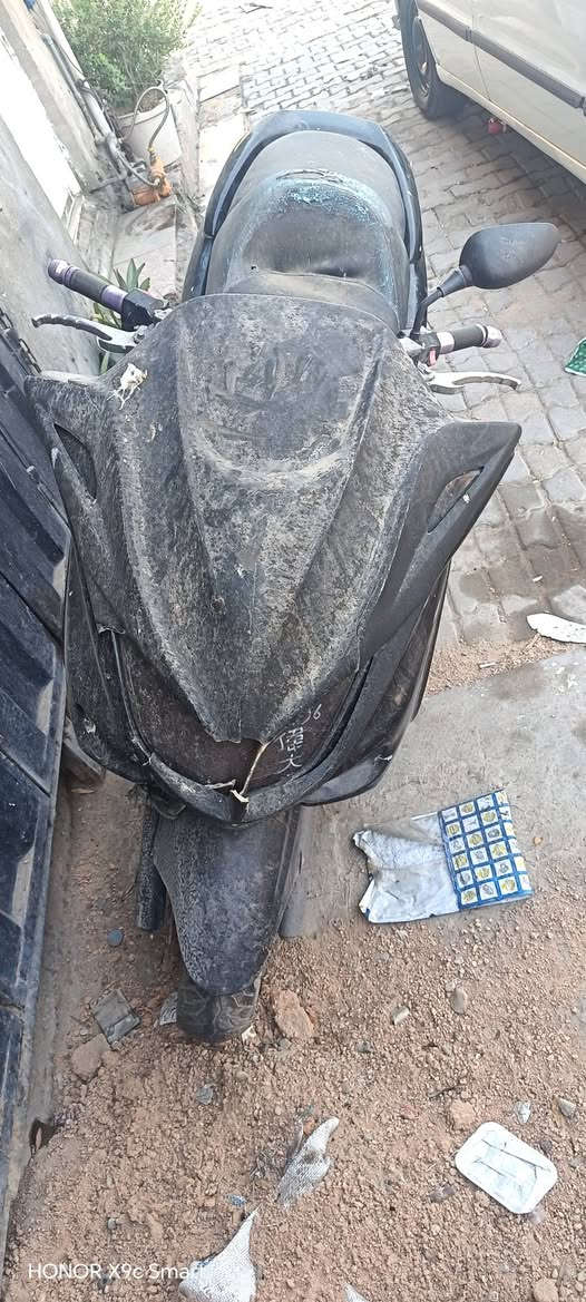 ماجسته دبل رون طك فيوز بيها جبتله فيوز اعلا ومادير سلف يعني مابيه شي بس اني ماعندي معرفه بيهن  ابيعها كوم حديد ب250 بغداد الكرخ الحريه دولعي امانه الله مابيه شي بس الفيوزات طك وماعرفت ارتبها ونقصها باتري


**إذا كنت صاحب هذا الإعلان وتريد حذفه لأي سبب، رجاءا أرسل رسالة إلى الدعم الفني**