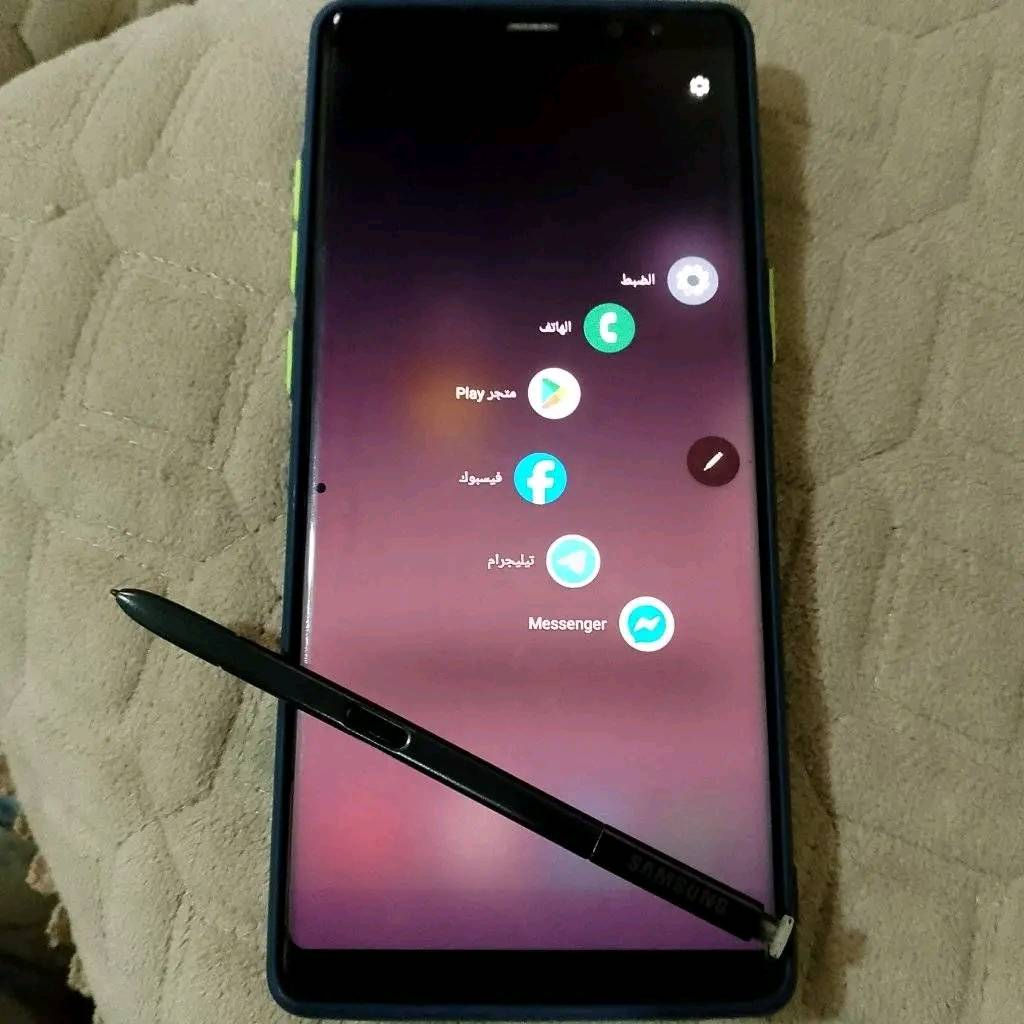 السلام عليك 
متوفر جهاز سامسونك نوت ٨ 
جهاز حلو نضيف فقط فطر خفيف +طبعه بل شاشه والباقي شرط 
للمراوسه فقط مع ريلمي ٨
تواصل خاص او واتساب ***********
