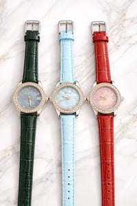 ساعات نسائي • جلد • عروض