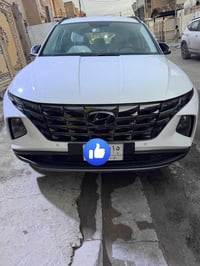 توسان 2024 السياره بي حالوب  السعر 200 وبيه مجال  ماشيه 42  0771892871...