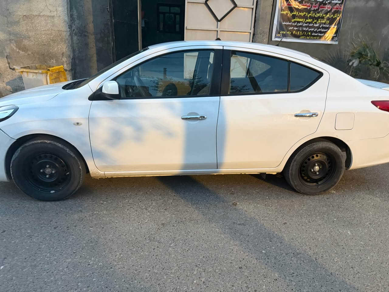 للبيع نيسان صني موديل 2021
السيارة بحالة زينة وجاهزة للاستخدام اليومي،
بيها باردات بجسم السيارة،
سحب جام لغ  الأيسر،
وصبغ بدوسة الراكب الخلفي اليمنة،
وبيها ملاحظات بسيطة جداً وما تأثر على الشغل.
***********
السعر 105 البصرة, العراق
