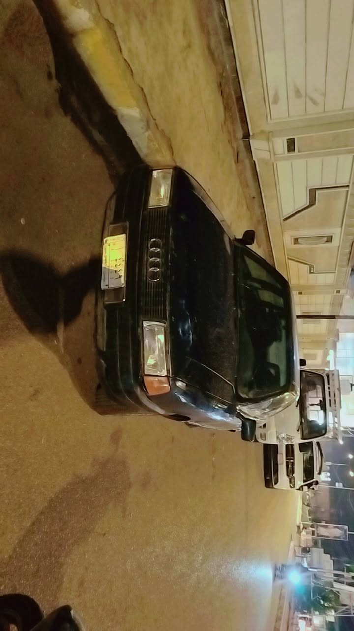 سيارة اودي موديل 91
رقم ميسان 
مكان السيارة العماره..  المجر الكبير ..باقي التفاصيل والسعر اتصل على ***********
