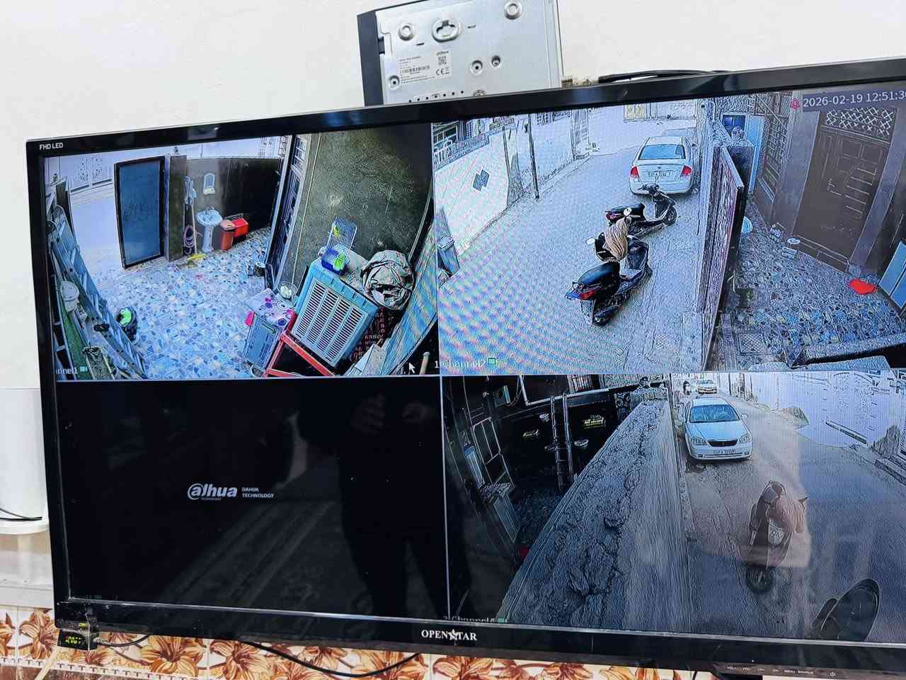 بفضل الله
🛑تم تجهيز و  تنصيب مجموعة كاميرات المراقبة باستخدام كاميرات دهوا الأصلية، المعروفة بجودتها العالية ودقتها بالتسجيل عدد الكاميرات 3 بدقة 5 ميكا  وجهاز xvr  من ماركة دهوا 

إذا همّك الأمان وجودة الشغل، دايمًا حاضرين نخدمك 💼

للاستفسار :

(***********)📞 

‏(‭0786 663 0903‬)📞
