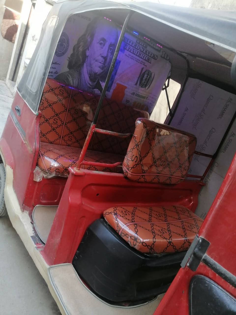 السلام عليكم تكتك تي في اس مديل 2018رقم وسنويه بغداد بسمي محرك كير اكسل كلجات تخم تاير كهربياتها كلها شغاله من الطول لطول ضفيرتها مال 22بيع بسبب الضروف وحته مغاسلها لين معندي مجال اغسلها وبيه دوس معمرات عوزهن فقط صبغ السعر 3300وبيه مجال لطيبين مكاني بغداد لامين الثانيه***********
