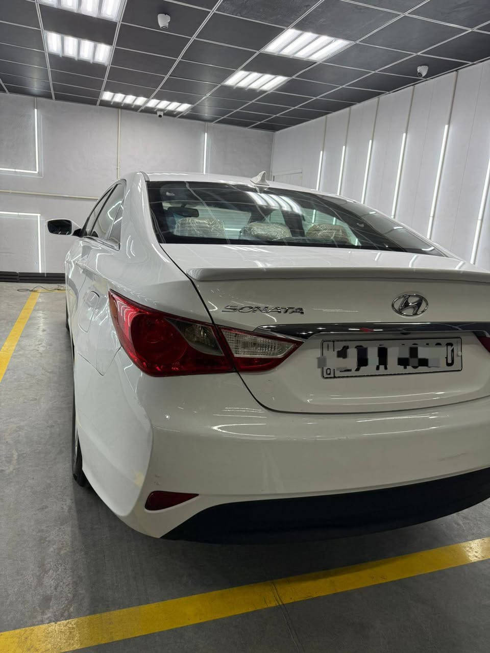 اسلام عاليكم للبيع سوناته ٢٠١٤ رقم كربلاء نكليزي سنويه جديده ماشيه ١١٧ مكينه كير حداديه تخم تاير تتفئه تبريد جاهزه ما بيها اي نقص حجم المكينه ٢٤٠٠  وارد امركي داخله فقط دعاميات وعندي نطخت بالبنيد صار بيها صبغ تقريبا ثلاث اشباره من البنيد فقط والباقي كفاله صبغ وتبديل وحالوب وفتح المواصفات كشن كهرباء داخل عسلي واسود شاشه كامره تحكمات ستيرن جهتين هيترات بالكشنات اشاير بالمري صور الوارد مال امركه + السونار مرفقات مع المنشور السعر ١٢٠ وبيها مجال بسيط لستفسار اكثر الاتصال***********
