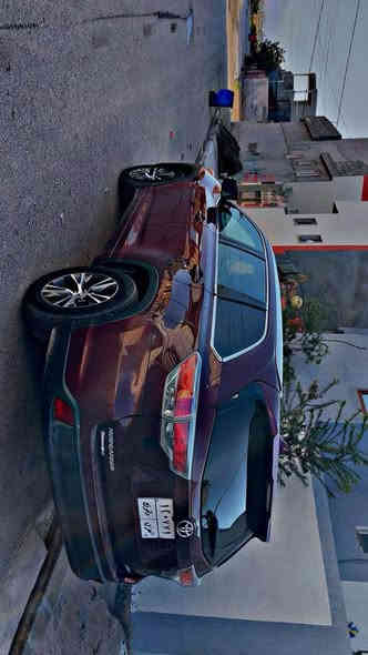 هايلندر 2016 فول موصفات 
بيهه 3 قطع وً نوص بخ ارباك ستيرن
دواخل و شاصي شرط وضع شريكه
سلايت بصمه جلد حساس رادار 
كير و مكينه شه رت 106ماشيه 6سلندر  سعر مناسب 185$بيهه مجال واتساب *********** زاخو
