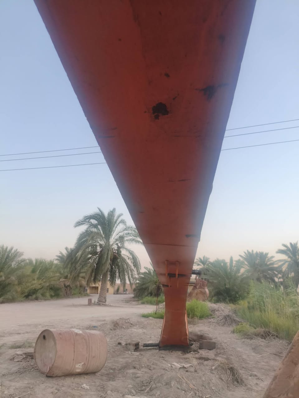 السلام عليكم جب طويل 16 متر مال فايف بلادي جاهز للعمل  المكان بابل الحله قريب المعمل السكر   السعر150 ورقه وبي مجال ***********
