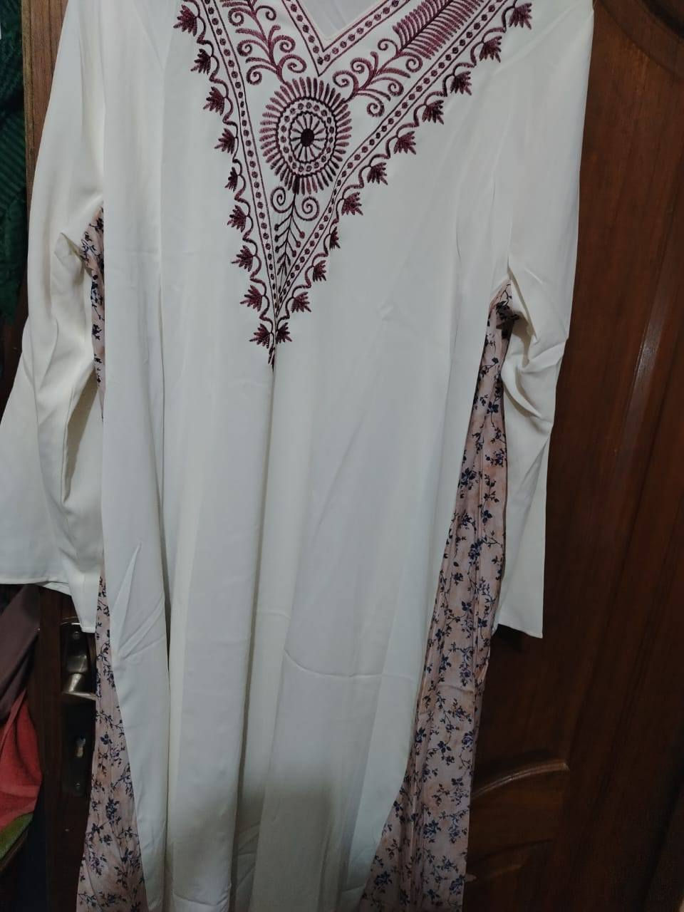 عندي دراعه اخذته ٣٥ عرض من مول الحارثيه والله عبالي تتخصر متخصرت تريده تأخذه ب ١٥ الف


**إذا كنت صاحب هذا الإعلان وتريد حذفه لأي سبب، رجاءا أرسل رسالة إلى الدعم الفني**