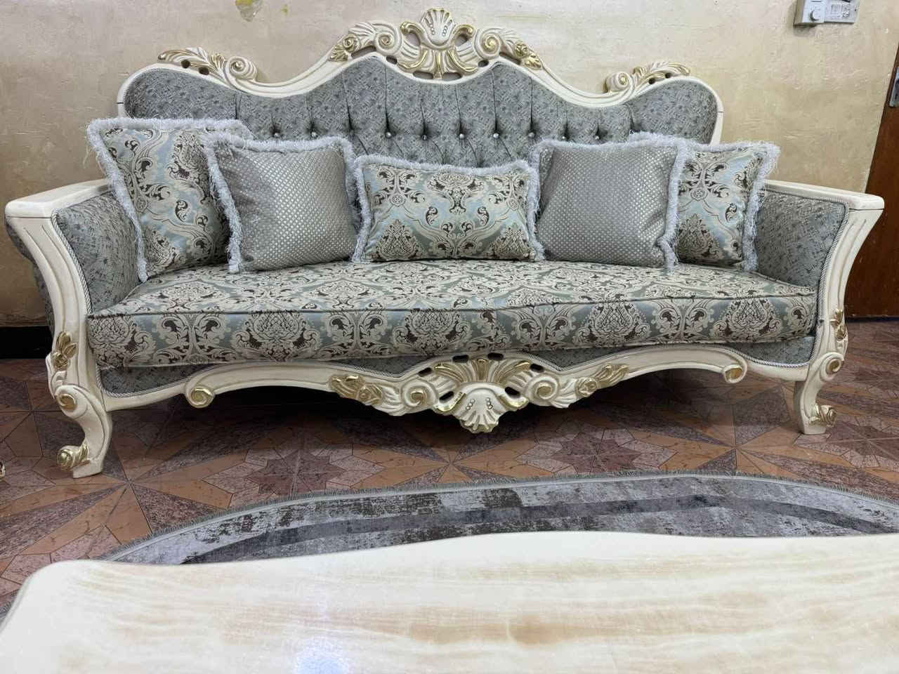 تخم زان دزاين ايطاي ١٠ مقعد مع ميز وسطي نضافه فول اخو الجديد *********** بغداد, العراق
