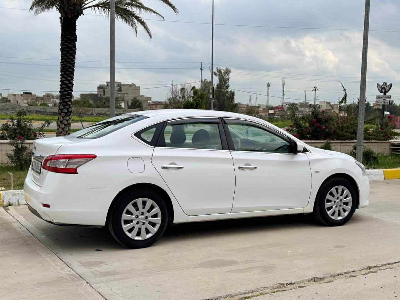 نيسان سنترا خليجي 
موديل 2018
رقم سليمانيه بأسمي كلها جديد شرط التحويل والوكاله 
محرك وكير على وضع الشركه مامفتوحات
سياره بدون مصرف جاهزه من كل النواحي
سياره بيه اشويه تعديل بارد بل باب فقط بدون دواخل وبدون فتح سياره على وضع الشركه 
***********
