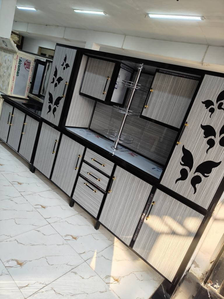 كاونترات المنيوم جديد شغل موصل 
العنوان موصل الجانب الأيمن شارع النبي شيت معرض الإمارات 
*********** واتساب 
*********** موصل, نينوى
