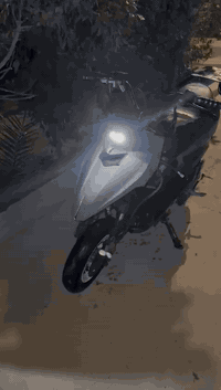 للبيع دراجة اف اس FS مكينة 120 مال ماكس عدلة مكينة شلعة معدل اتشك الكاع شك دراجة نقصة راجز سلف ترتيبات فقط كفرات امامية يرادلهة الدراجة مزودة ويالة وفج وصينية امامي مال بريك ودبل خلفي وشيال ويدة بريك امامية فقط وصالصنة Fm ومبخرة مال مكينة فوك الصالنصة تصير دراجة كاملة بريكات شعلة معدل بس الماشة بيهة عواج شي بسيط ودبلات امامي يرادلهن ترتيب مكاني بغداد الدورة ملاحظة الدراجة شغالة وكاملة من كلشي شغل واطلع ابيع مكينة وكوم حديد السعر 225 الف رقمي اتصل بيك خير ودلل ***********
