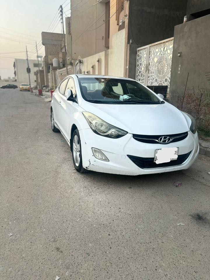 سلام عليكم النتره 14خليجي مكينه 1800بيه طخه بلجه اليمنه حداديه 50بلميه السعر ١١٥رقمي ***********
