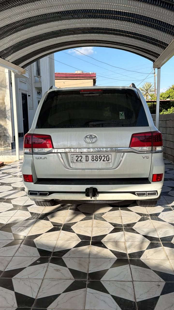 لاندكروز 2020/6سلندر

ماشيه 130. الف 

بيها بارد بالجاملغ الايسر 

رقم اربيل جديد  

السعر 470

مكاني تكريت 

تواصل***********
