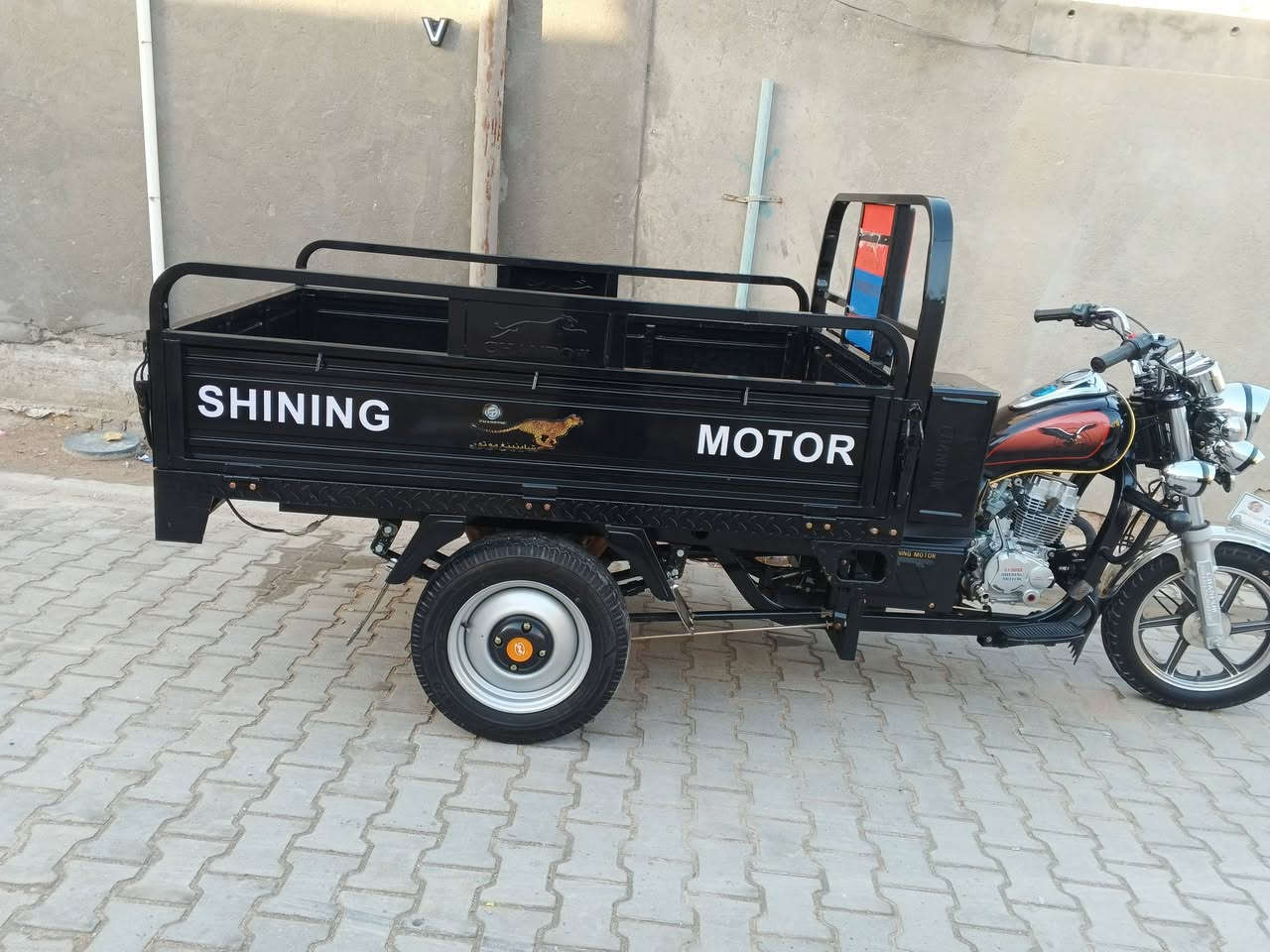 السلام عليكم ستوته للبيع سعر 2450 رقم ***********
