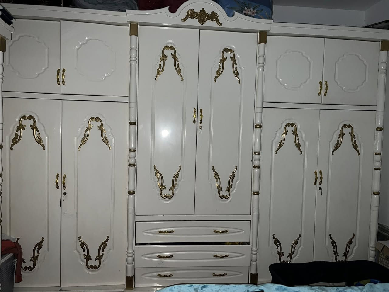 مكلفه بالنشر
غرفه حطاطه نظيفه جدا بس المرايه يرادلها تبديل الاستفسار ع هذا الرقم 
***********
العنوان أنبار /فلوجه
