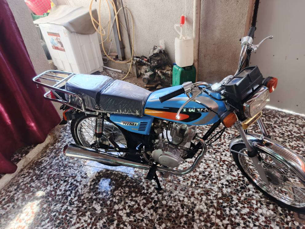 سلام عليكم دراجه نامه امتياز موديل ٢٠٢٥ كفاله عامه ما بيها أي نقص حتى وصل المعرض موجود وياها مكاني حله حي الشاوي طالعه ب ٢٦ رقمي *********** السعر ٦٢٥ بيها شي قليل حق الجيه ومتوازي ع بيعتها بيع سريع
