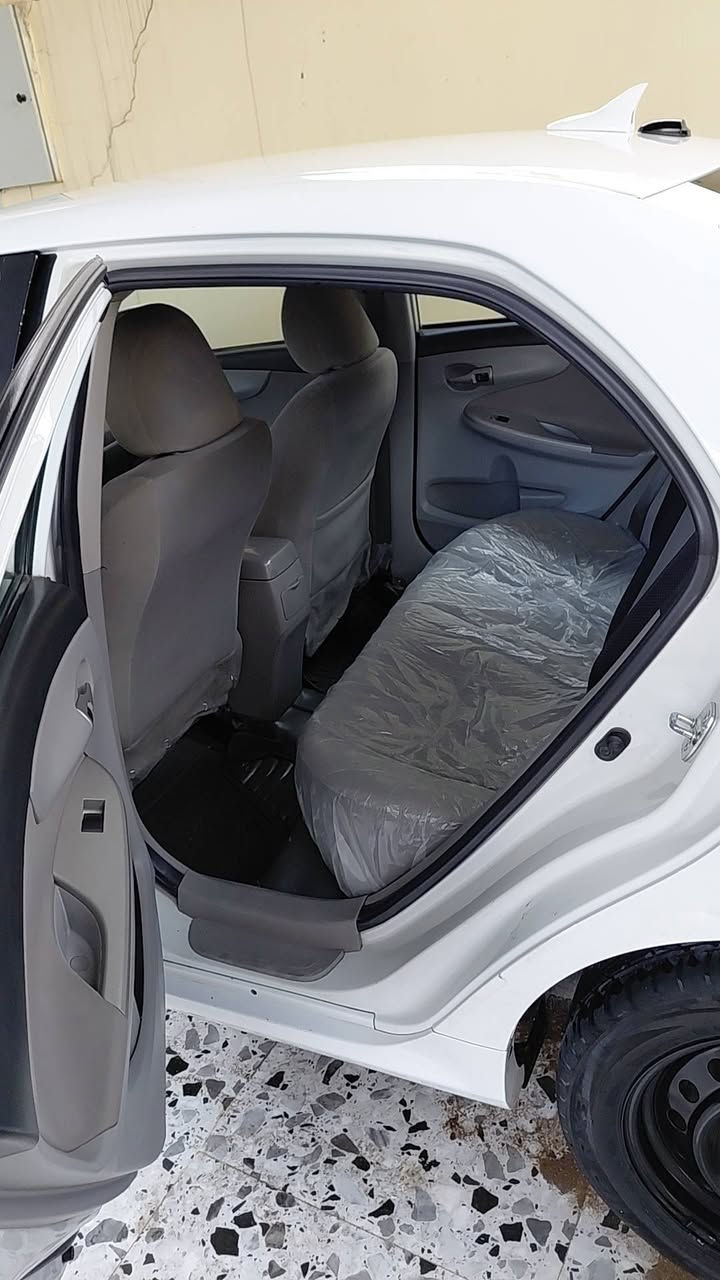 كورلا  2013وارد كندي بي قطعتين صبغ رش جاملغ سكن خلفي  وجاملغ السايق  بدون دواخل وبدون قطرة معجون وشبر  كارت بل صندوك  تبريد تدفئة محرك كير كبس بلادي بشرط ماشية 130 الف كم داخل فول نضيف سنوية باسمي لحد 2030 مع كارت بانزين  السعر 135 ورقة ثاني يوم يتحول بأسمك رجآ ما ارد عل فيس هاي الرقم للتواصل ***********
