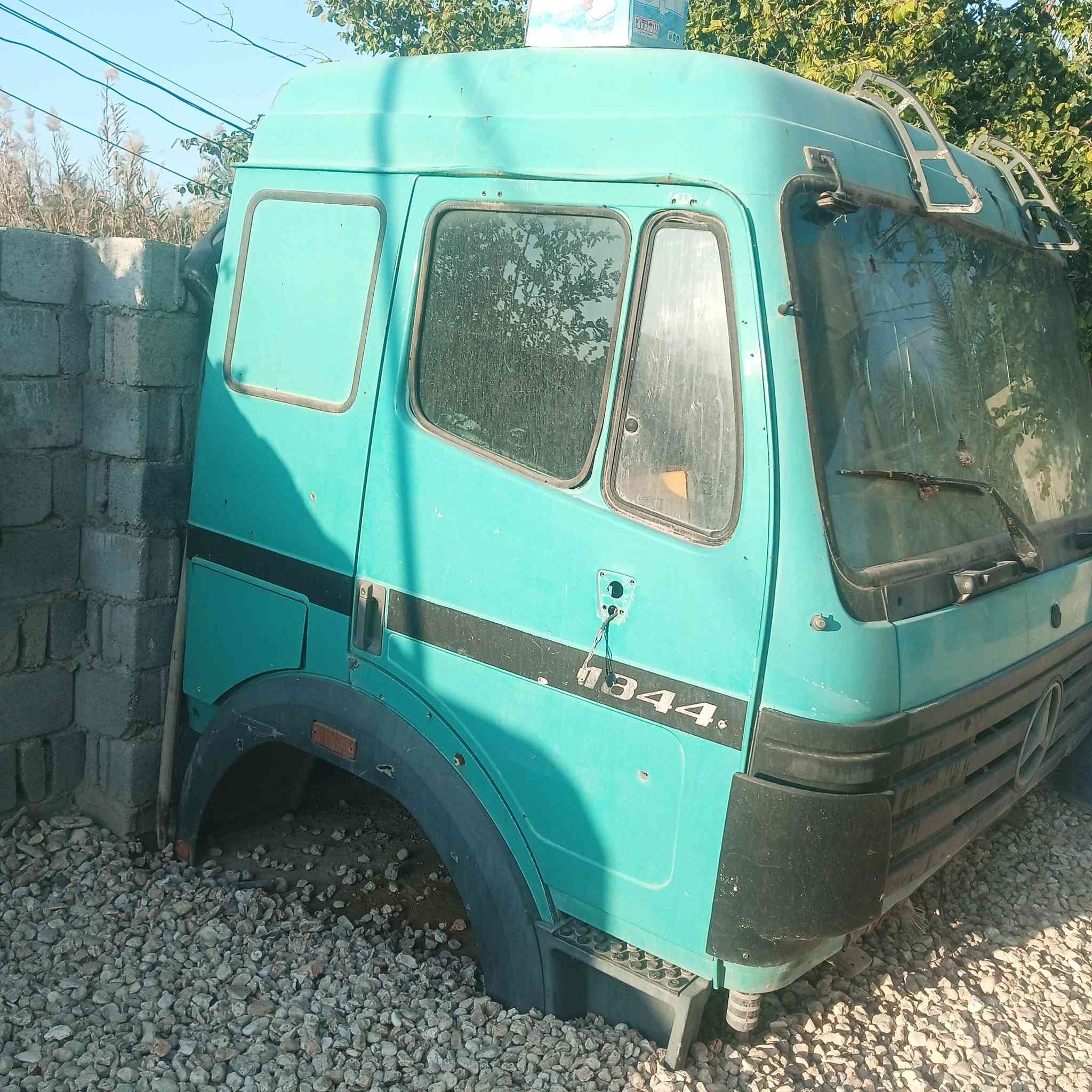 السلام عليكم قماره للبيع الاستفسار على هاذه الرقم ***********
