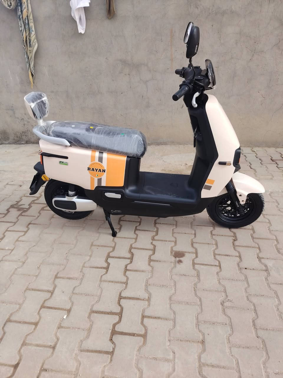 سلام عليكم دراجه شحن م 2025 نوع الريان صار شهرين من نازله رنبه شخط مامشخوطه وحيل محافض عليهه سعر 850وبيها مجال مكاني بغداد ابو غريب


**إذا كنت صاحب هذا الإعلان وتريد حذفه لأي سبب، رجاءا أرسل رسالة إلى الدعم الفني**