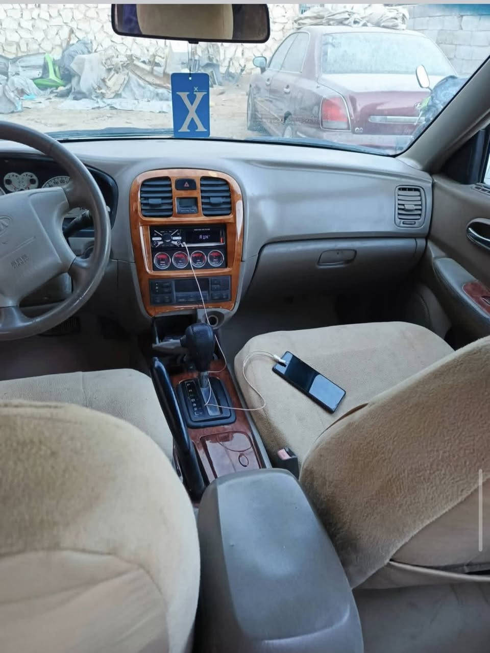 السلام عليكم
كيا اوبتيما موديل 2000 كهربائيات كوله شغاله سنتر لوك محرك 2000 نقص تبريد سيارة جاهزه راعيها يريد مداور سعرها 55 المكان الديوانية .ال بدير 
***********
ملاحظه البياع شره لا يخابر
