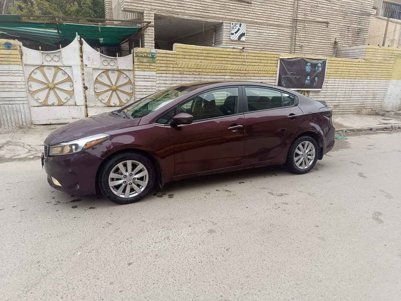 السلام عليكم فورتي موديل 17 وارد امريكي سياره رقم بغداد باسمنا حادث امريكا جاملهغ وبنيد معدلات نفسيتهن سياره جاهزه من كل شيء سونار مسوي لها صدر تخم تاير تبريد كله على الاخير السعر المطلوب 98 ورقه وبيها مجال جدا بسيط عنوان بغداد مدينه الصدر الاورفلي رقم الهاتف ***********
